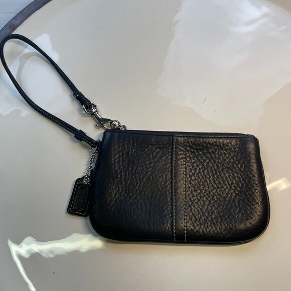 Coach Handbags - Coach Leather Wristlet Zipper Pouch Wallet Black